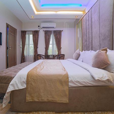 God'S Touch Apartments Signature Lagos Kültér fotó