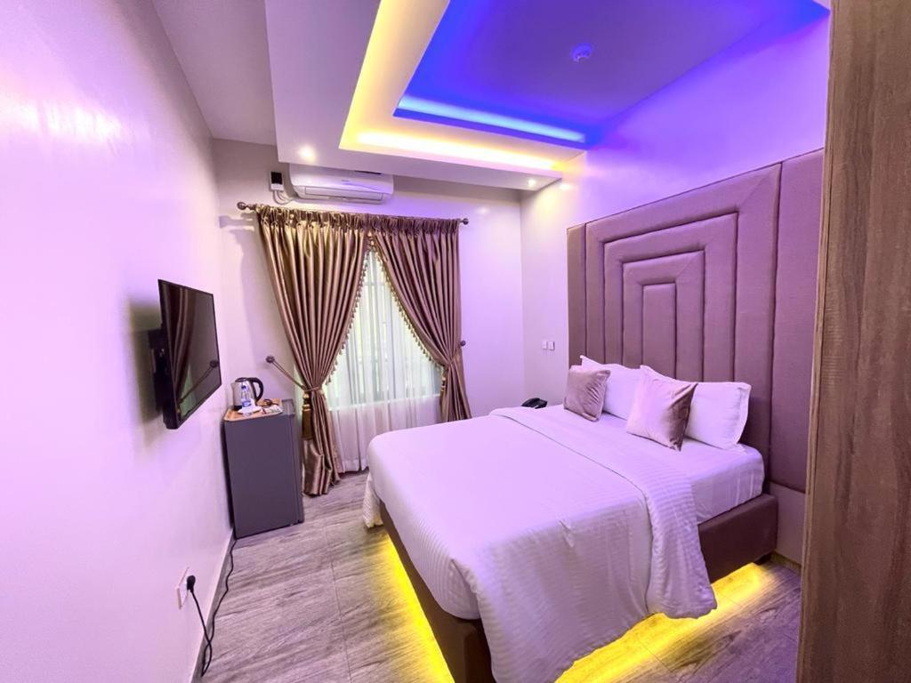 God'S Touch Apartments Signature Lagos Kültér fotó