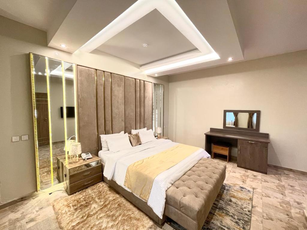 God'S Touch Apartments Signature Lagos Kültér fotó