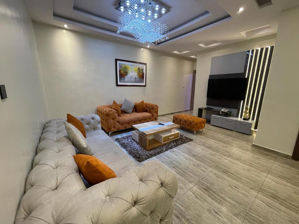 God'S Touch Apartments Signature Lagos Kültér fotó