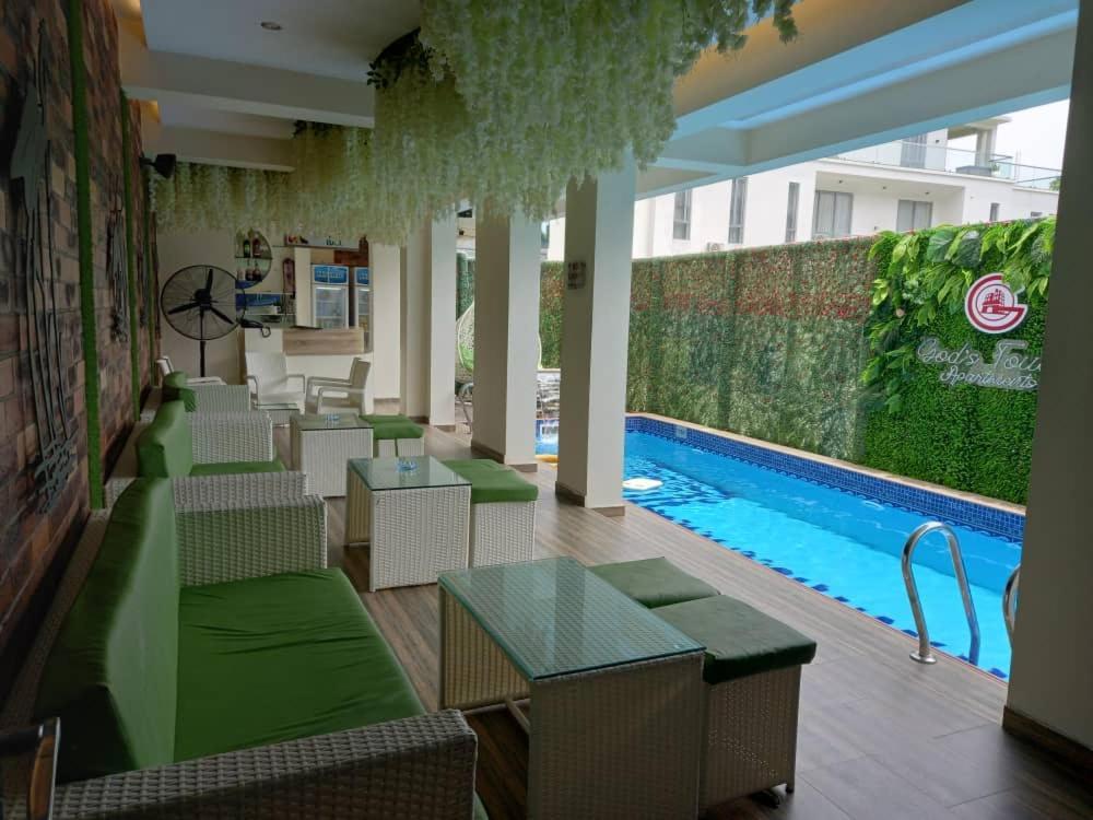 God'S Touch Apartments Signature Lagos Kültér fotó